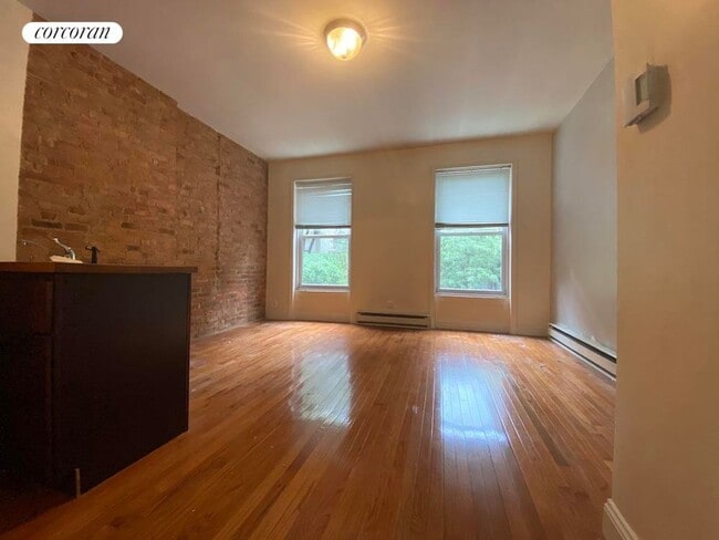 Foto del edificio - 222 E 50th St