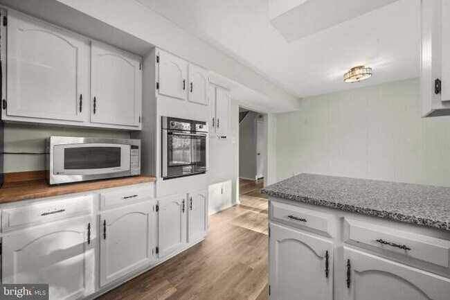 Foto del edificio - 5505 Butterworth Ct