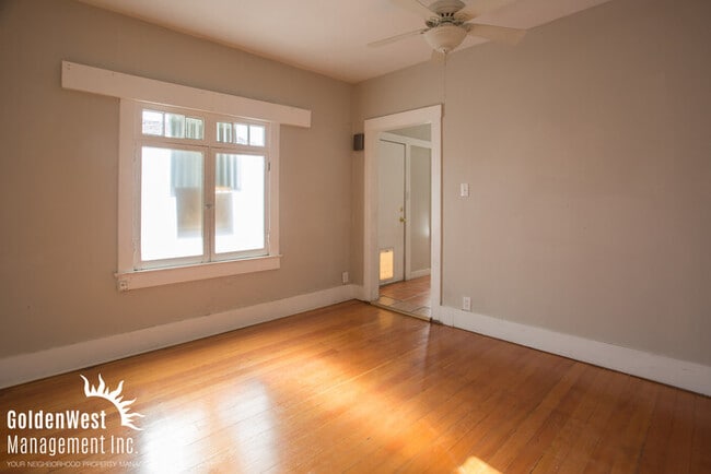 Foto del edificio - Charming 2Bdm 1Ba Duplex in Greater Corona...