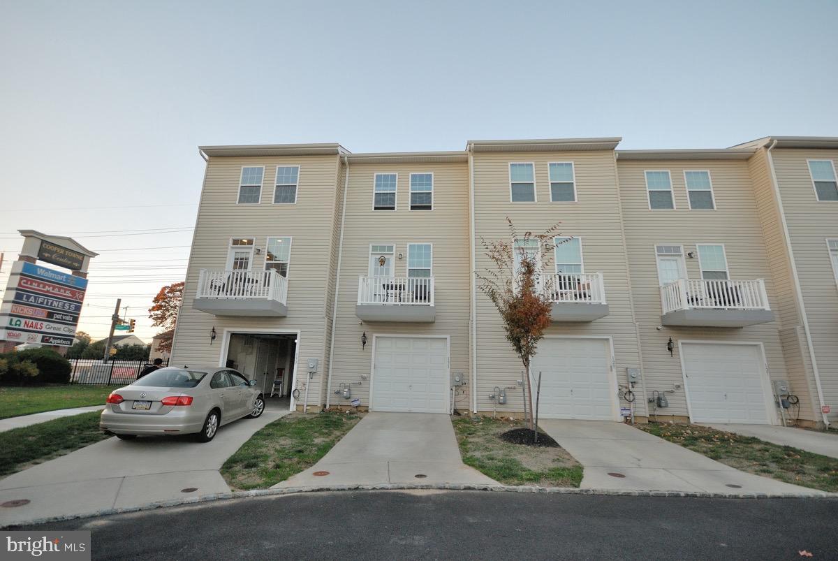 133 Franklin Cir, Somerdale, NJ 08083 Townhouse for Rent in Somerdale, NJ