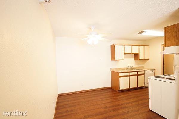 Building Photo - 301 E Burnsville Pky