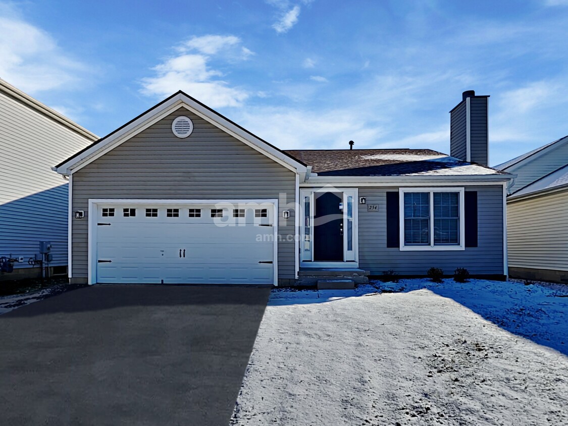Foto principal - 254 Iris Trail Dr