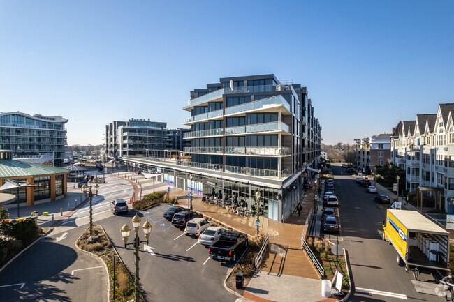 Foto del edificio - The Lofts Pier Village