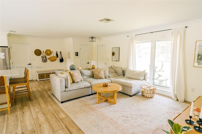 Foto del edificio - 9300 SW 183rd Terrace
