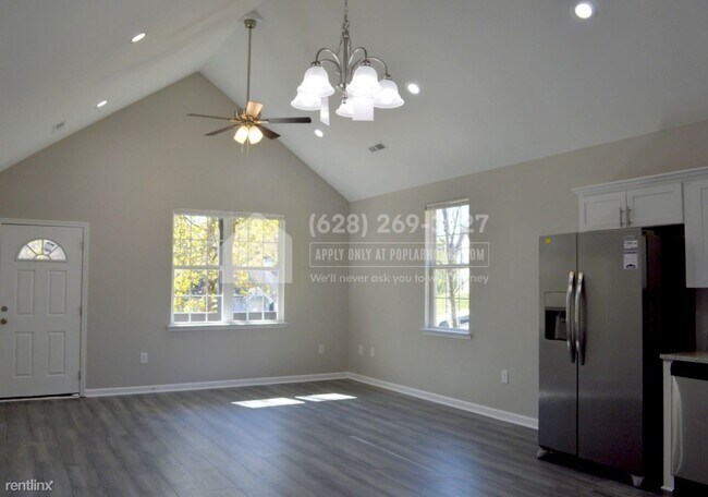 Foto del edificio - 3 br, 2 bath House - 3706 Ogburn Ave -