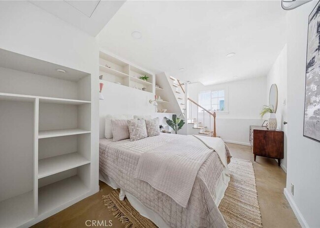 Foto del edificio - 6182 Glen Oak St