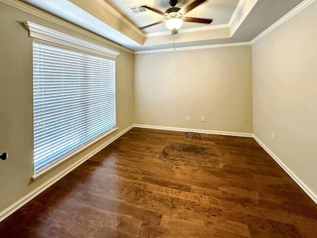 Foto del edificio - 1423 E Washington Pl