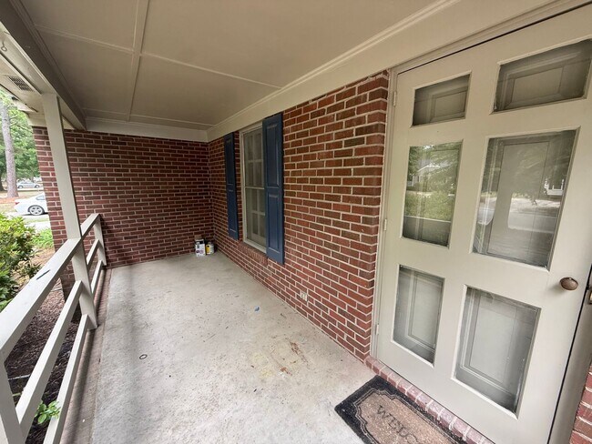 Building Photo - 2608-B Byerly Drive