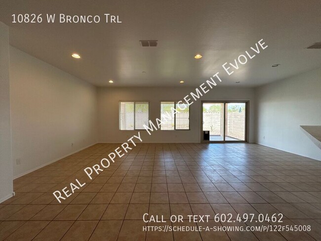 Foto del edificio - 10826 W Bronco Trail