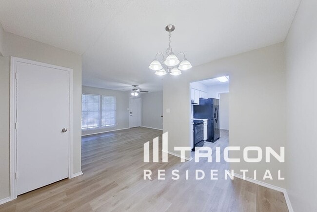 Building Photo - 4805 Sugar Tree Ct