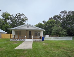 Building Photo - 1550 Doehler Ave