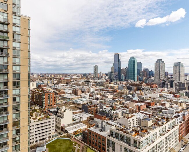 Foto del edificio - 4-74-74 48th Ave