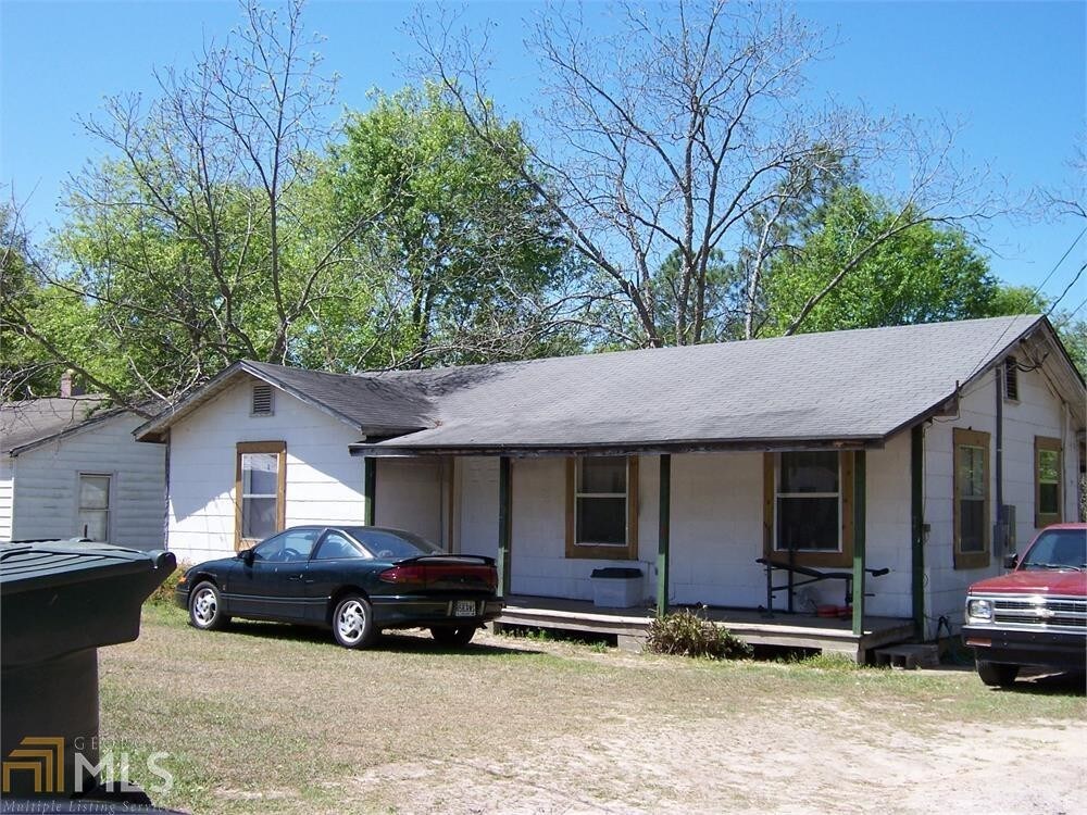 Primary Photo - 211 Institute St
