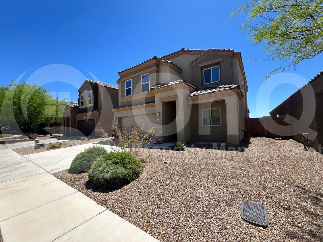 Foto principal - 12198 E Becker Dr