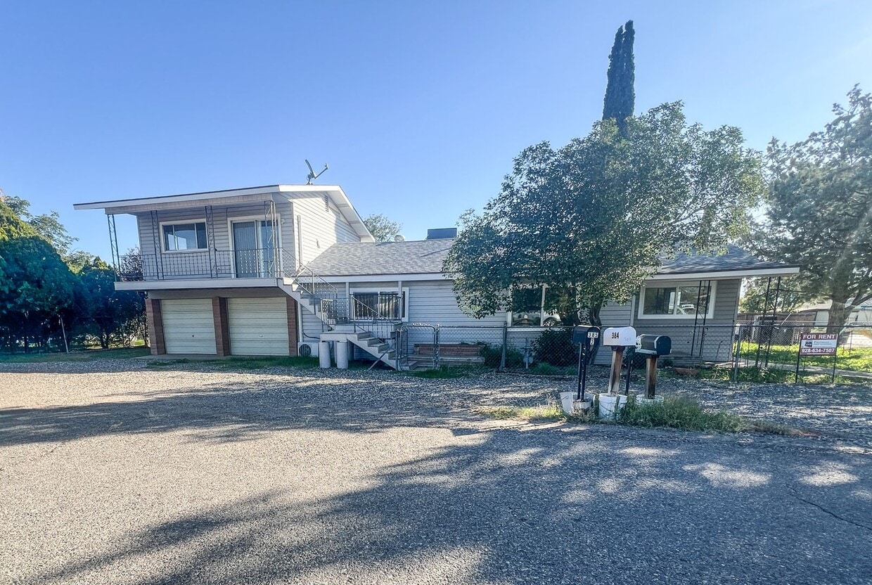 Foto principal - 385 S 4th St