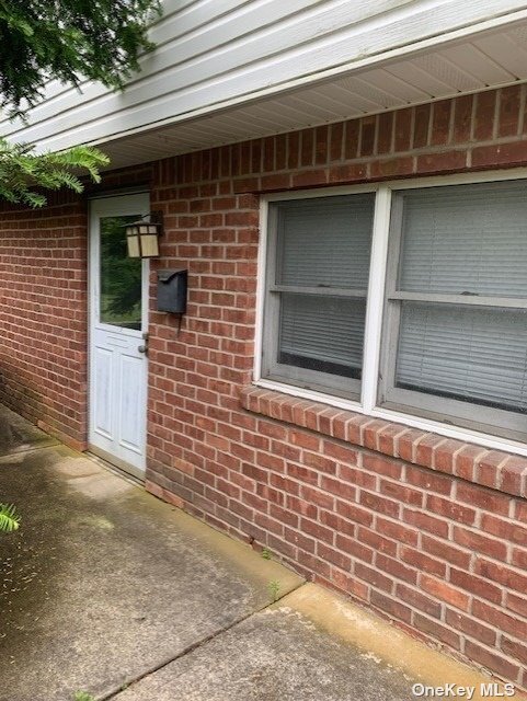 Primary Photo - 6 Richlee Dr