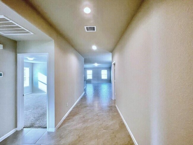 Foto del edificio - 3822 McDonough Way