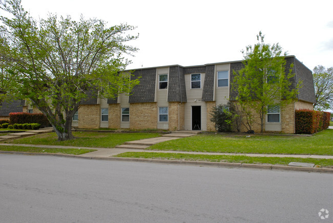 Building Photo - Keller Place Apartments