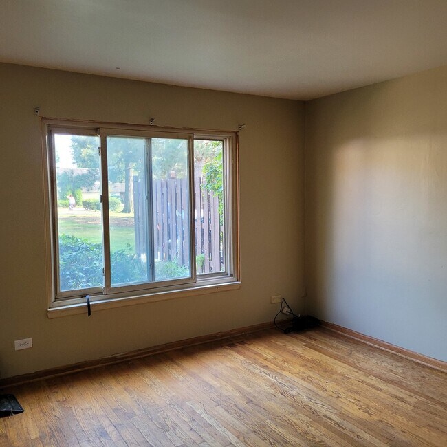 Building Photo - 7309 Winthrop Way