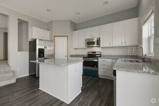 Building Photo - 5030 Fountain Ln N