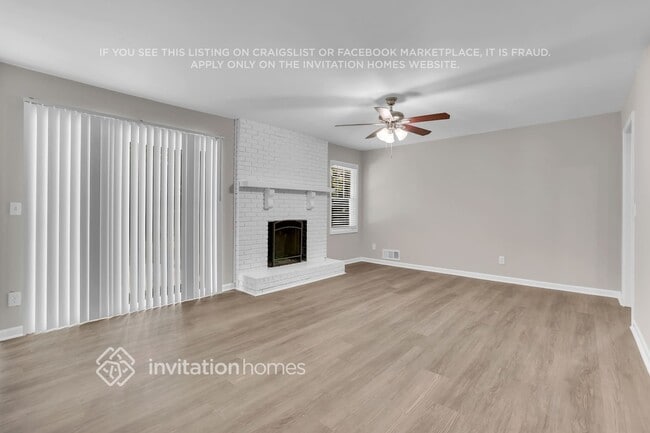 Building Photo - 3458 Charlemagne Dr