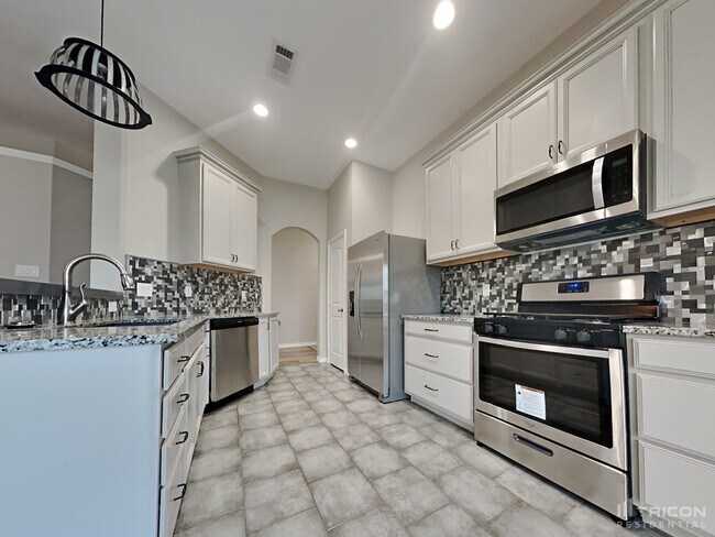 Building Photo - 157 Spring Hollow Dr