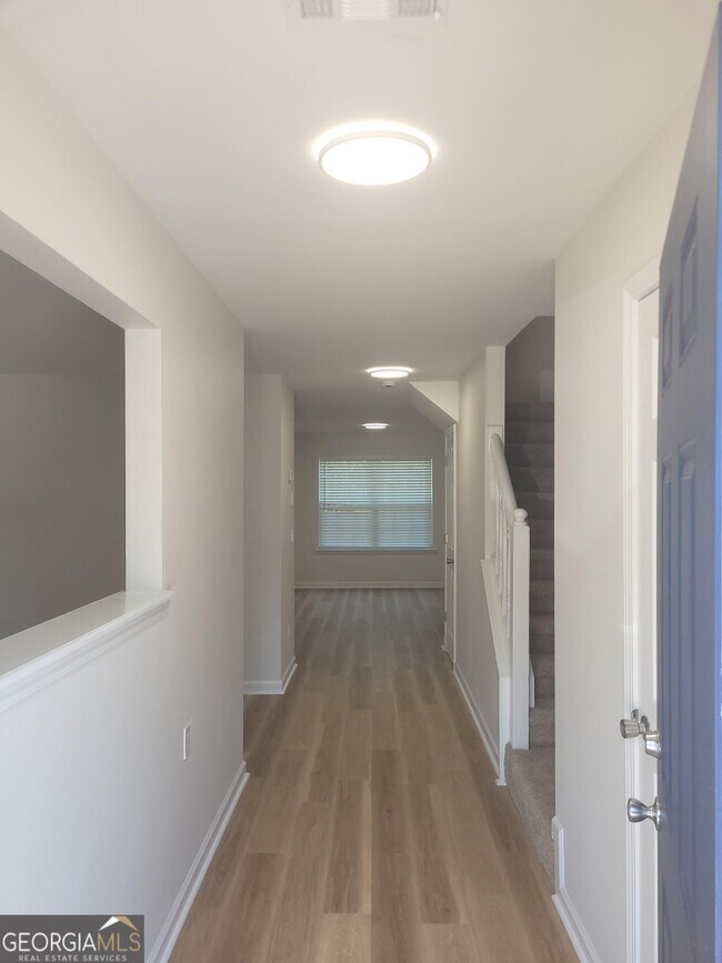 Foto del edificio - 625 Chase Ln