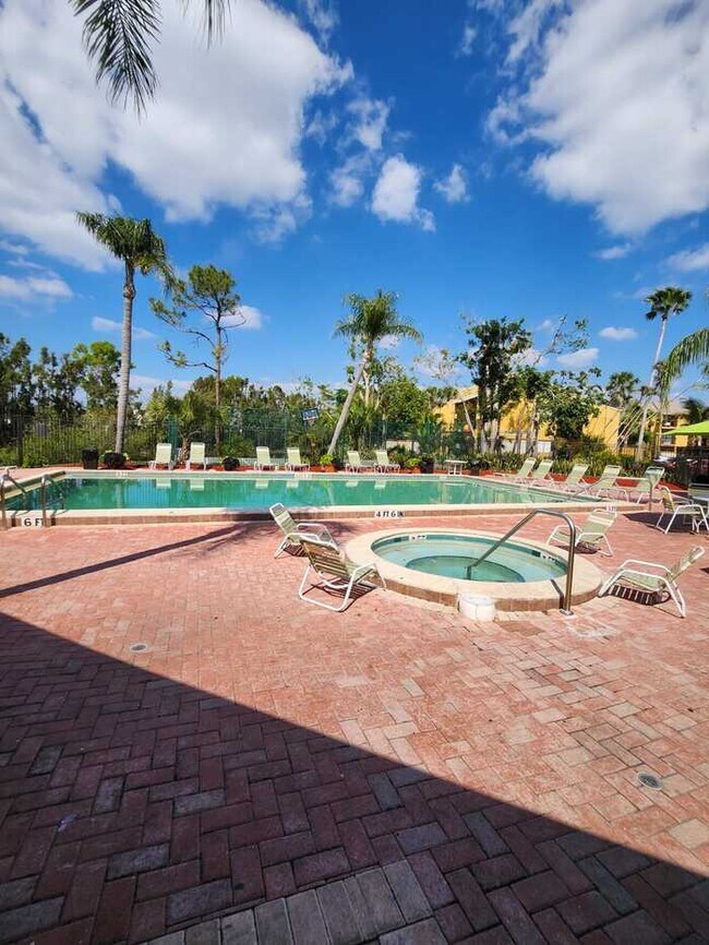 Foto del edificio - 2929 Winkler Ave