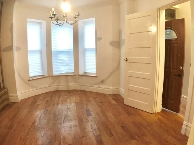 Foto del edificio - 1436 Sterling Pl