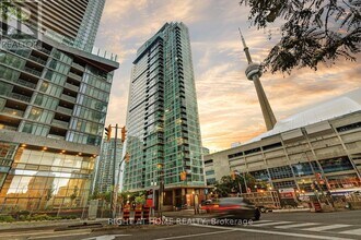 Building Photo - 81 Navy Wharf Ct