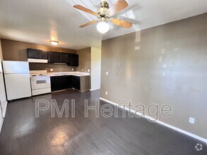 Building Photo - 809 E Huntsville Ave