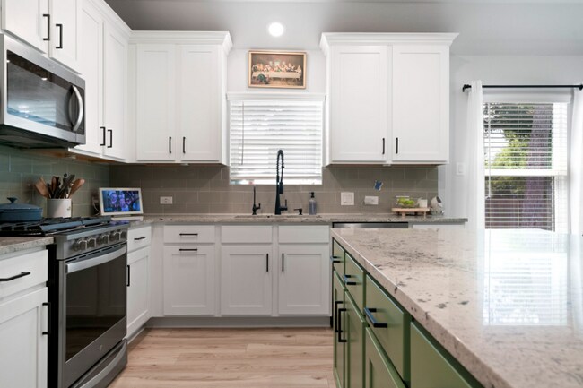 Building Photo - 117 Angel Oak Wy