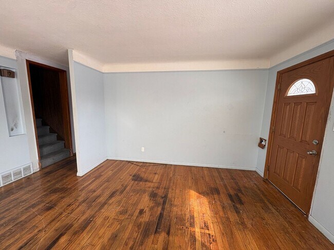 Foto del edificio - 12211 Woodward Blvd