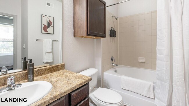 Foto del edificio - 15330 Liberty River Dr