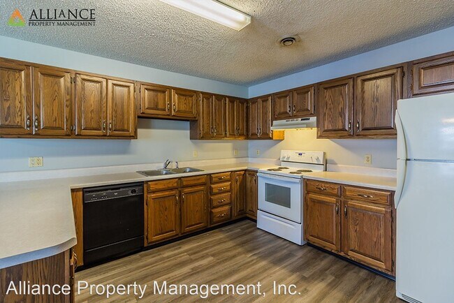 Foto del edificio - 4 br, 2 bath House - 2532 Brockman St.