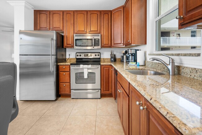 Foto del edificio - 5900 Bonita Beach Rd SW