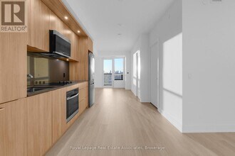 Building Photo - 60 Central Park Roadway