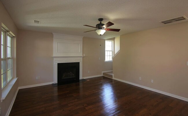 Foto del edificio - Spacious 4-Bedroom Home in Prime Columbia Location – Minutes from Fort Jackson!