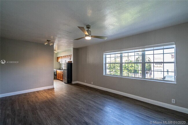 Building Photo - 1348 Drexel Ave