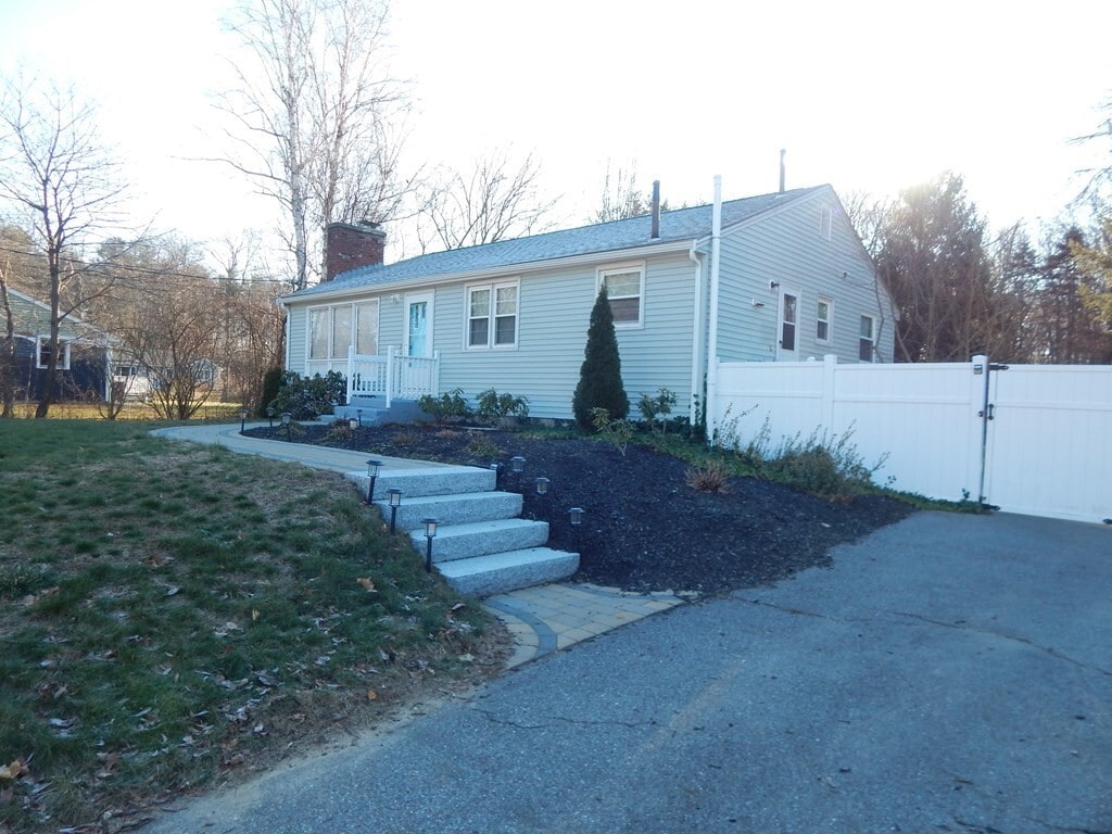 36 Lochslea St, Littleton, MA 01460 House Rental in Littleton, MA