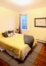 Building Photo - 81-83 America St