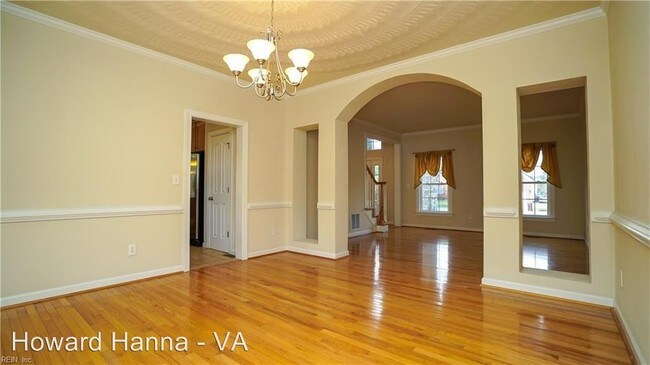 Building Photo - 5 br, 4 bath House - 1612 Venetian Way