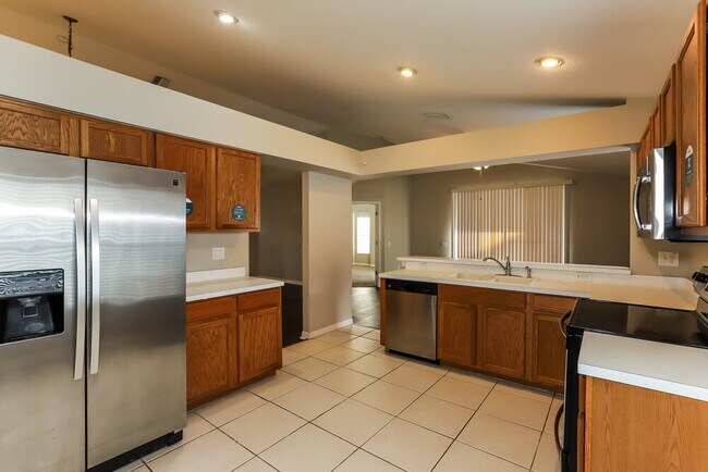 Building Photo - 7912 Merchantville Cir