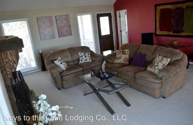 Building Photo - 3 br, 3 bath House - 392 Hopetown
