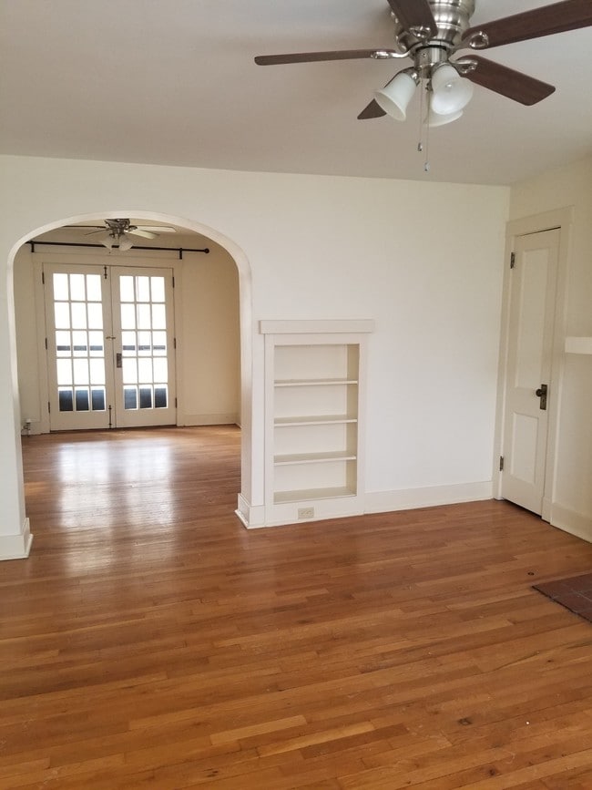 714 Shady Dr E Unit C, Pittsburgh, PA 15228 Apartments in Pittsburgh