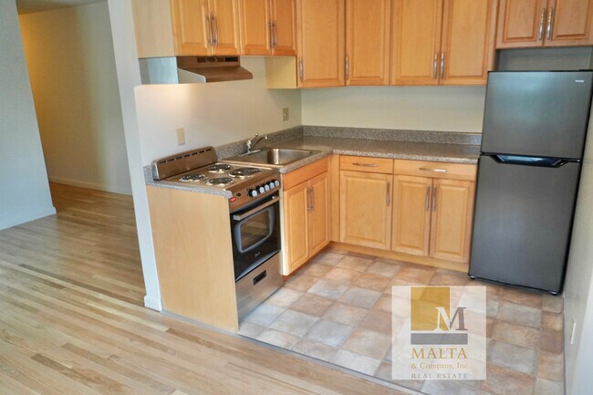 Foto del edificio - 545 Burnett Ave