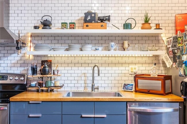 Foto del edificio - 659 Auburn Ave NE