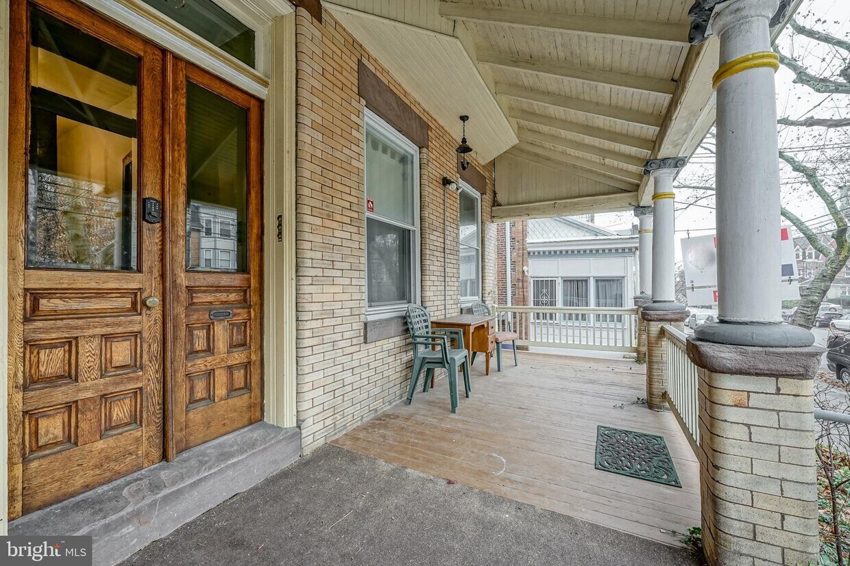 Foto principal - 1119 S 46th St