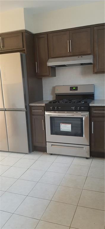 Foto del edificio - 1072 Barbey St