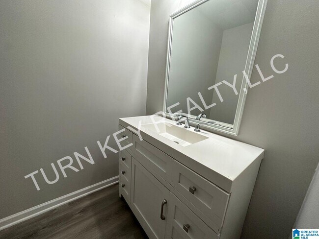 Foto del edificio - 339 Valley Crest Dr